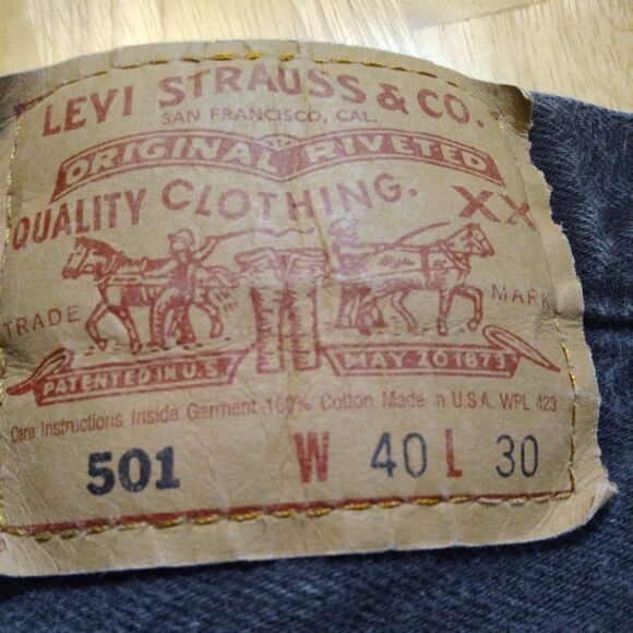 Vintage Levi's 501 Button Fly Black Denim Jeans 40x30 - Picture 2 of 9